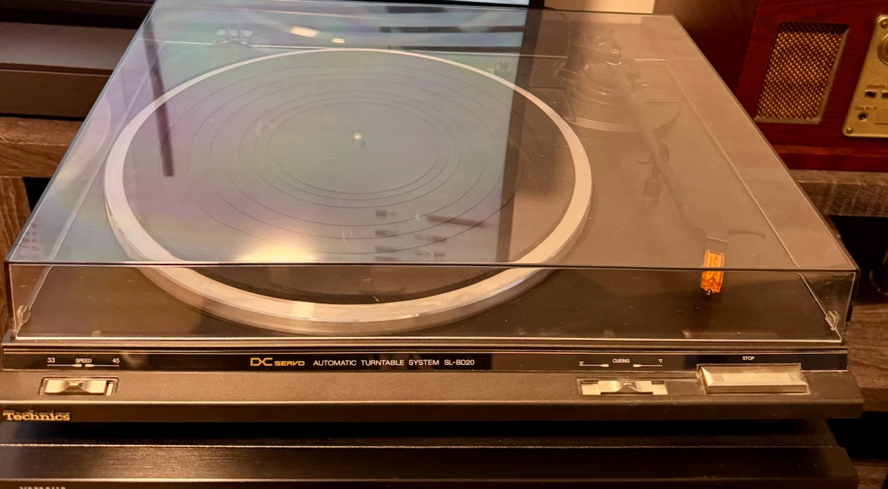 Technics SL-BD20 Automatic Turntable System
