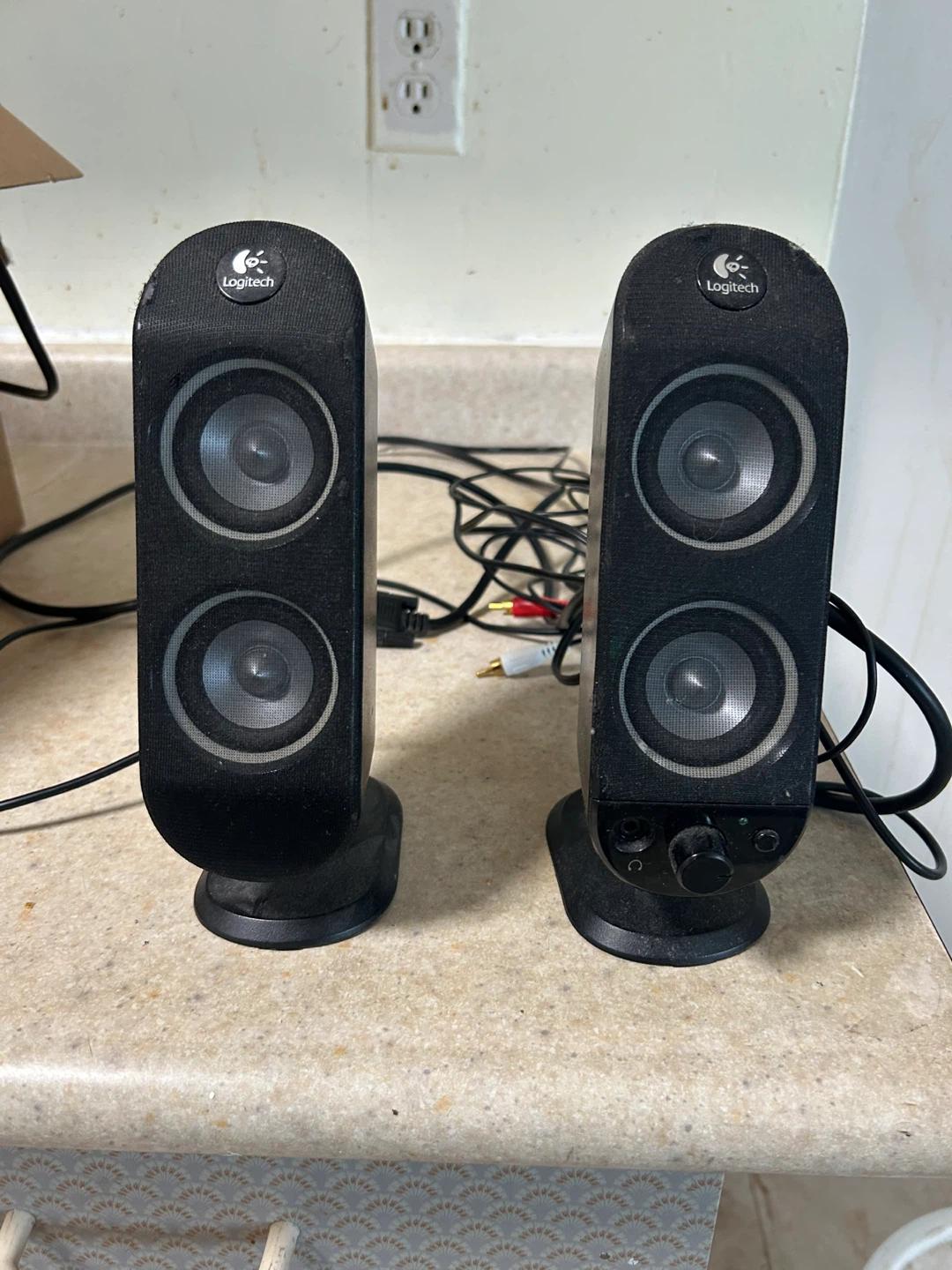 Logitech X-230 Speaker System - photo 2