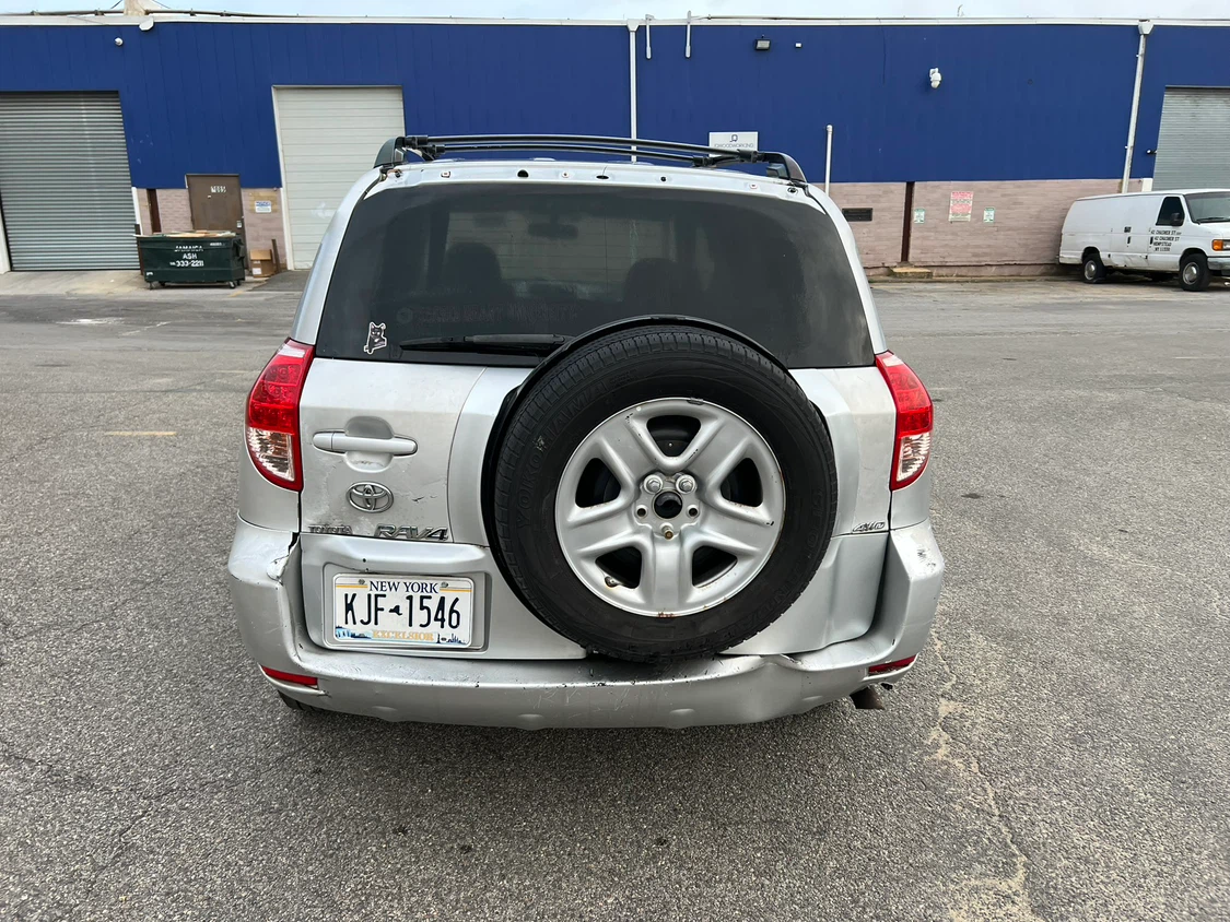 2007 Toyota RAV4 one owner runs perfect - photo 4