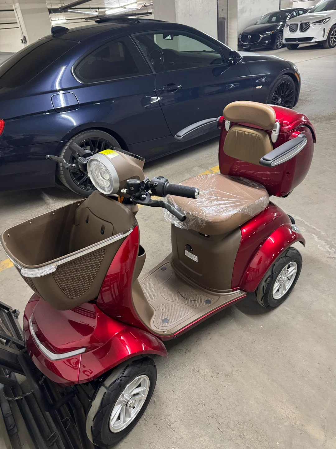 VEVOR Heavy Duty 4-Wheel Mobility Scooter - photo 3