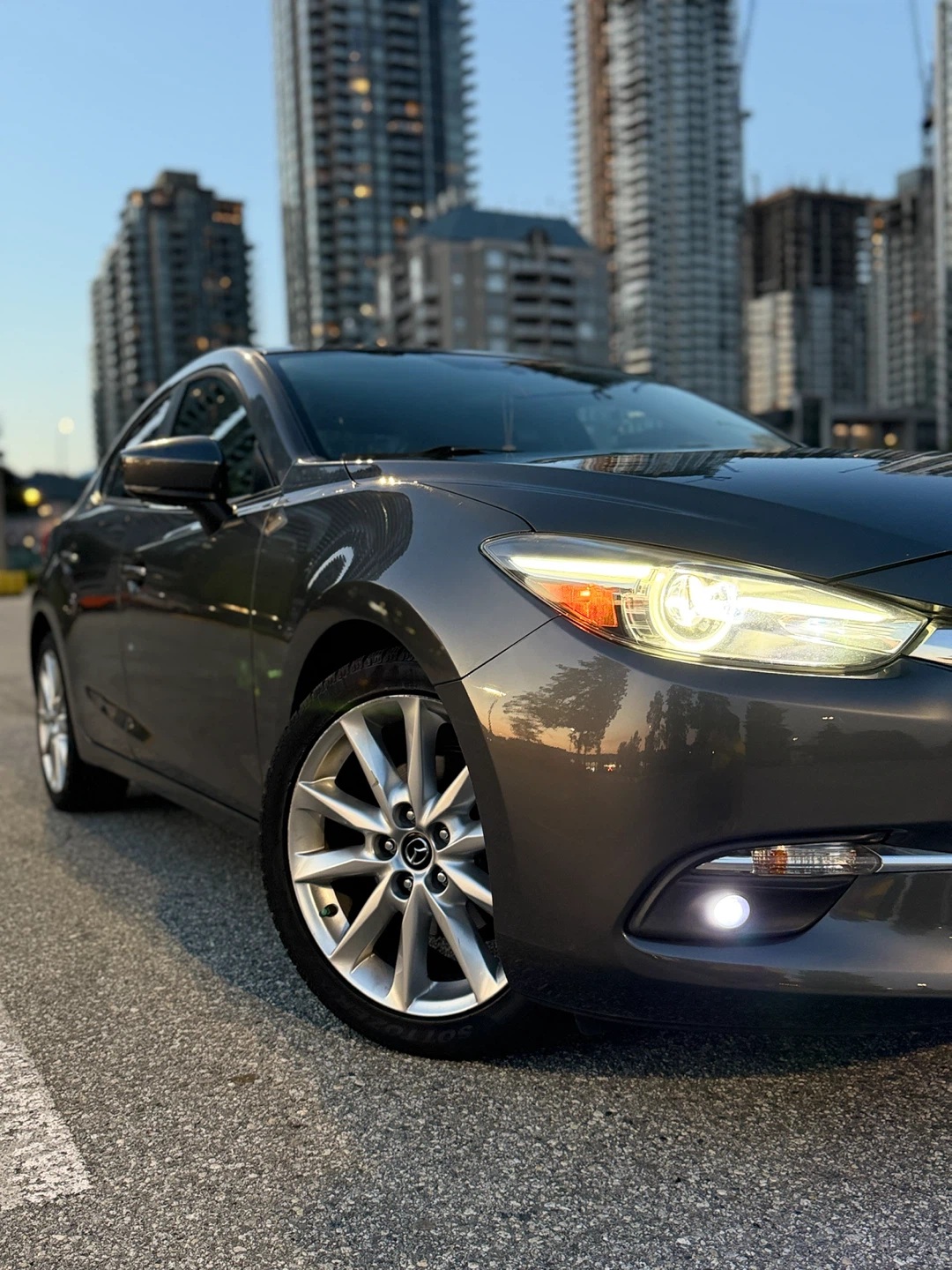 Mazda 3 Sedan-Excellent Condition