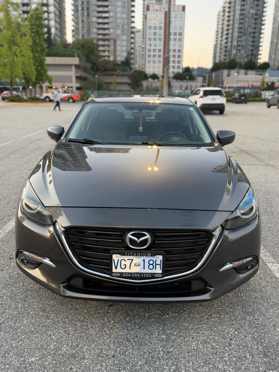 Mazda 3 Sedan-Excellent Condition - photo 2