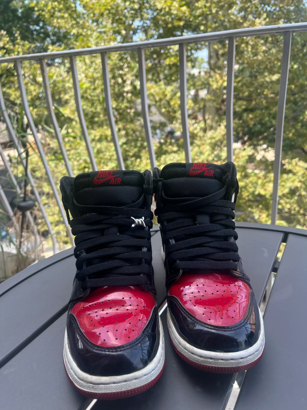 Jordan 1 Patent Bred - photo 3