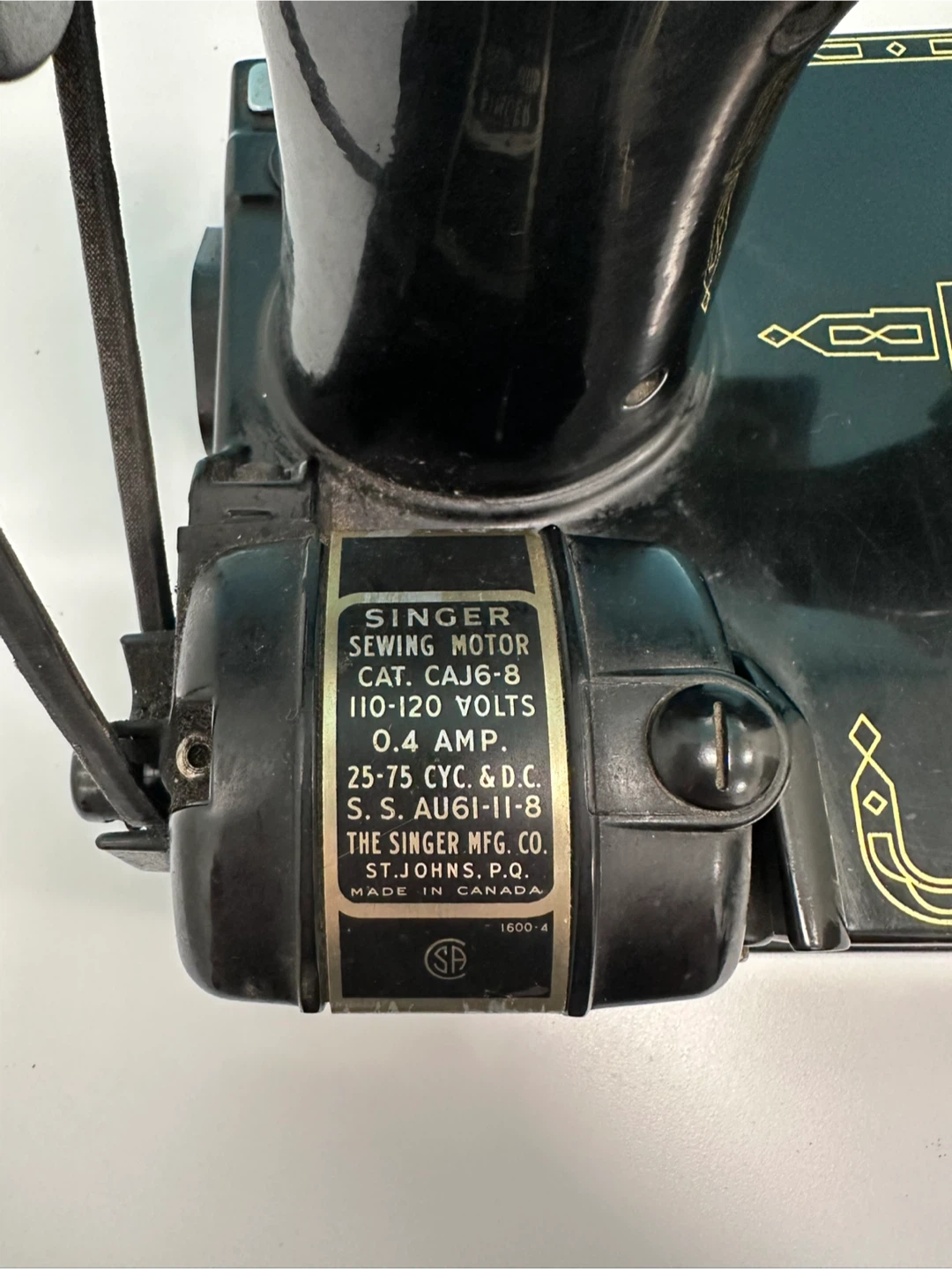 Vintage 1958 Singer Featherweight 221k READ DESCRIPTION - photo 4
