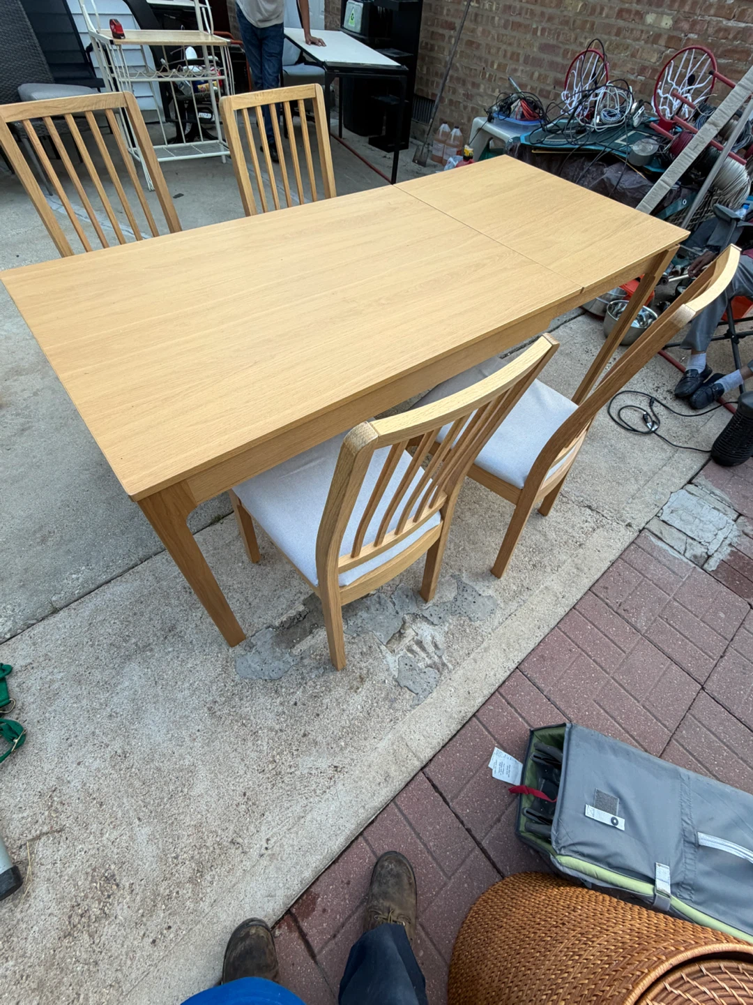 Light Wood Dining Table with 4 Chairs - photo 4
