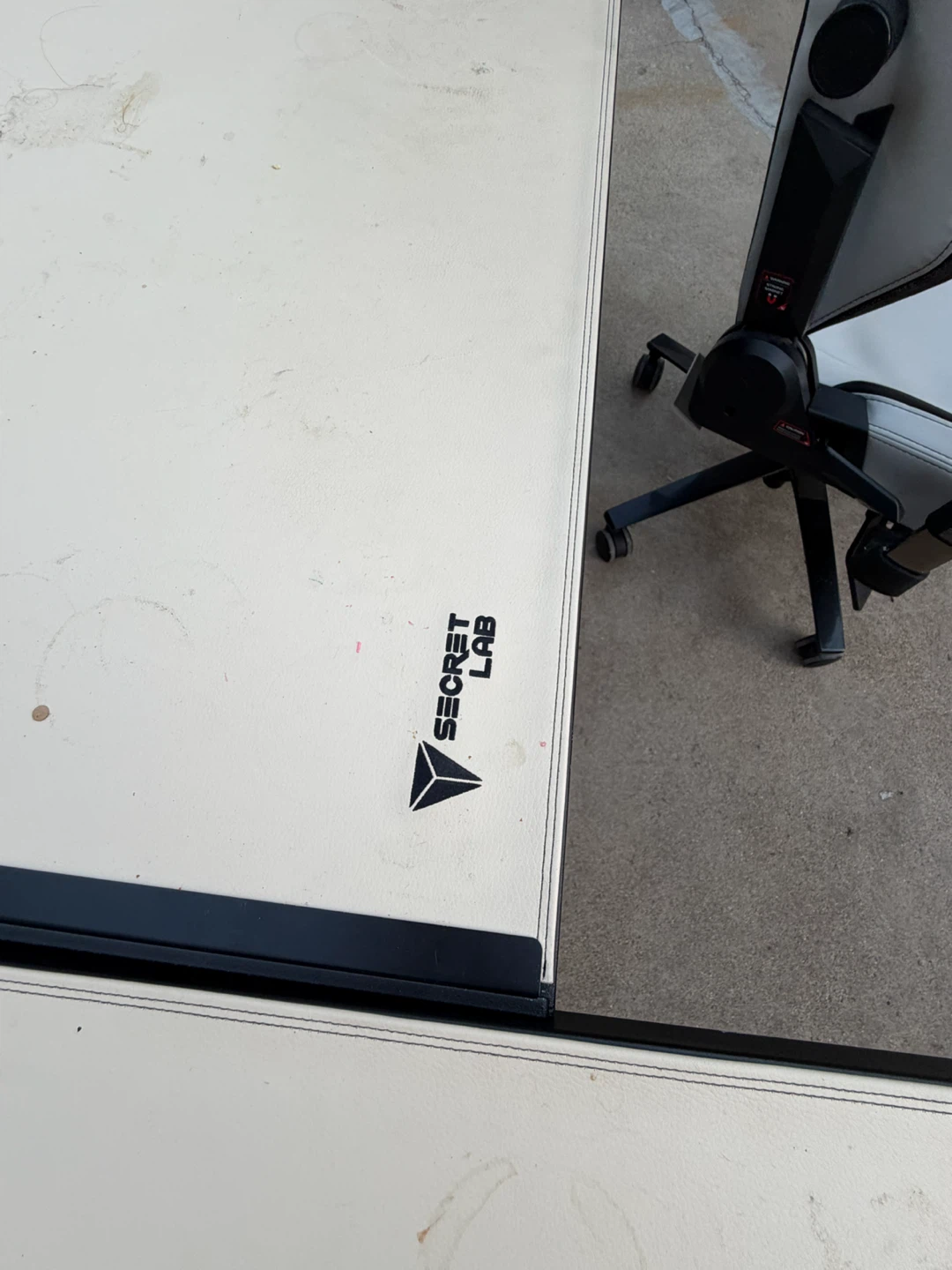 Secretlab Titan Evo L-Shaped Desk - photo 3