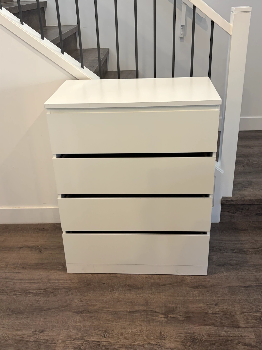 IKEA dresser white with 4 drawers