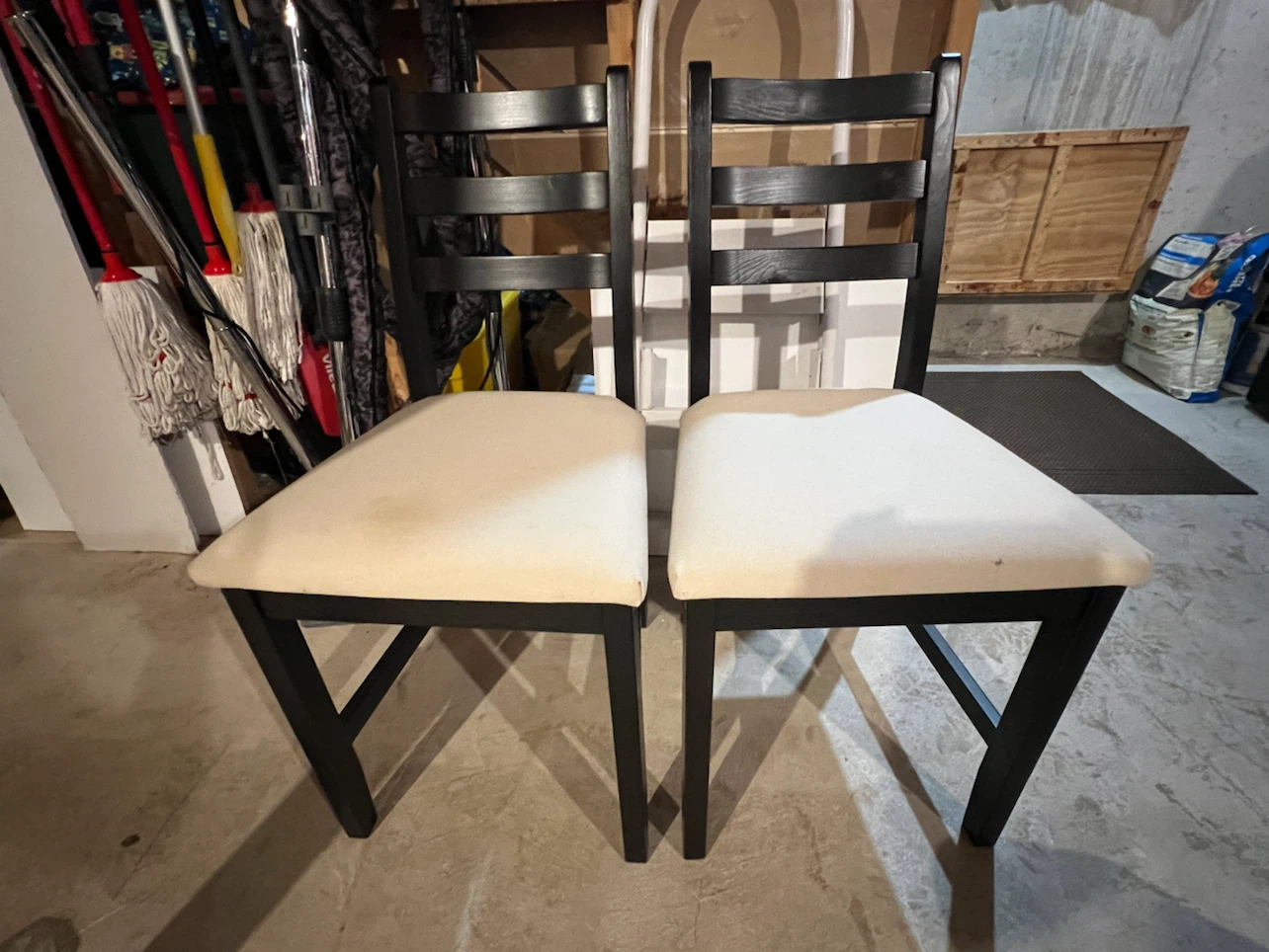 IKEA Lerhamn Chairs- Black with Cream Fabric