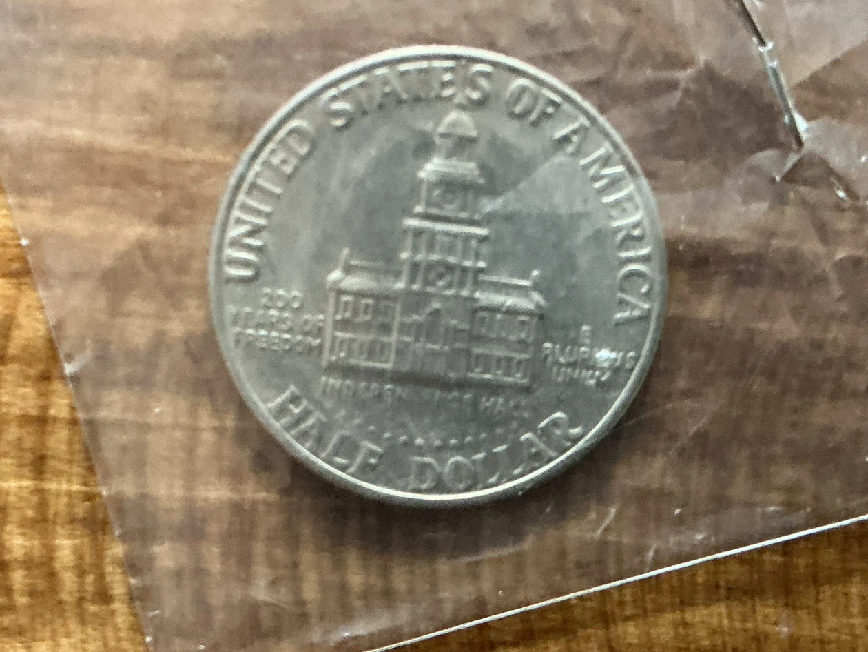USA 1976D Kennedy Half Dollar 1776-1976 Bicentennial Coin - photo 2