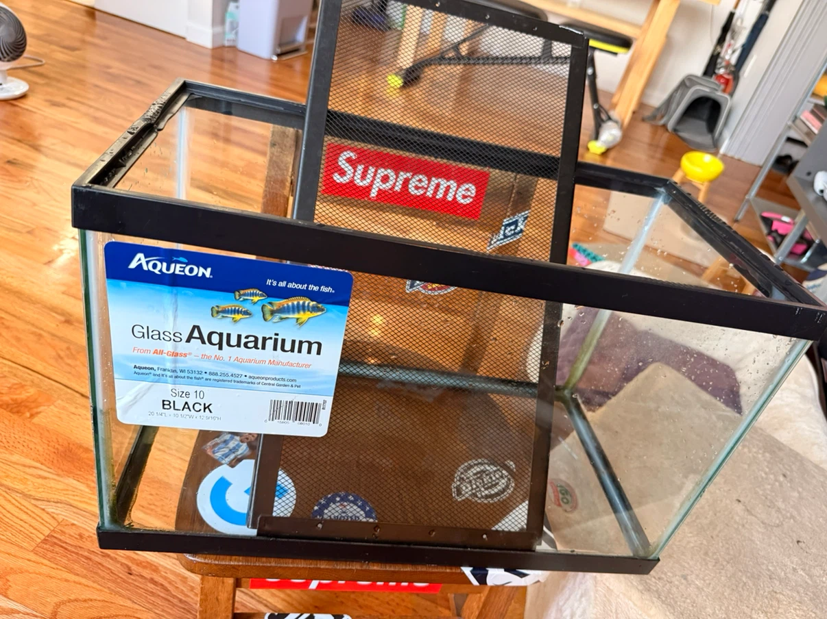 Aqueon Glass Aquarium - Size 10, Black with screen cover - photo 2