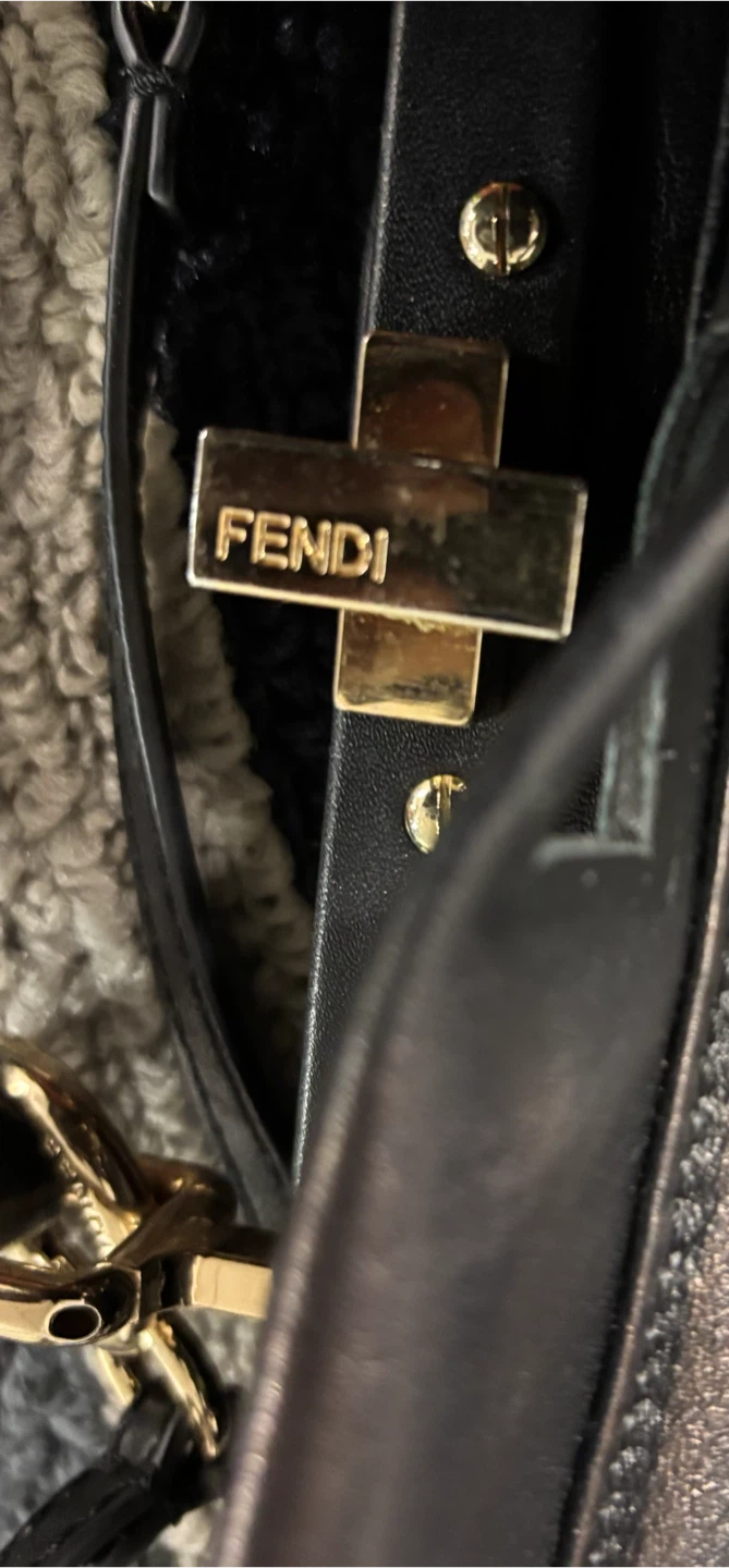Fendi Black Leather Peekaboo Bag - photo 2