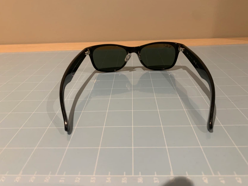 Ray-Ban New Wayfarer Sunglasses - photo 4