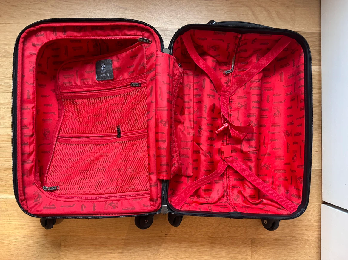 Heys limited edition carry on - photo 2