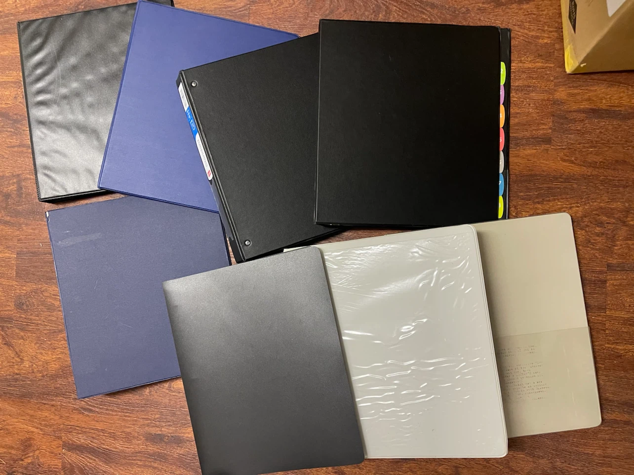 $6 for all of 8 Assorted Binders and Folders - photo 2