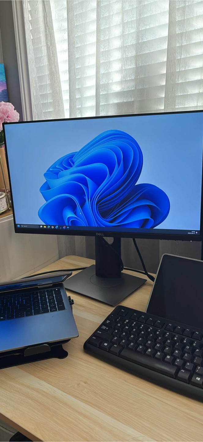 Dell Monitor, Keyboard and mouse - photo 2
