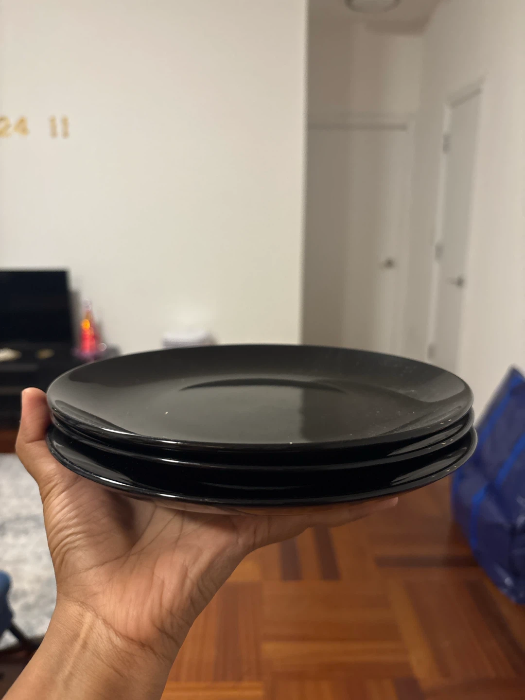 IKEA Black Plates and Bowls Set - photo 4