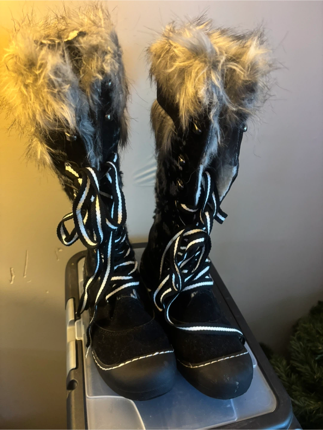 Black Faux Suede Winter Boots Size 8 - photo 2