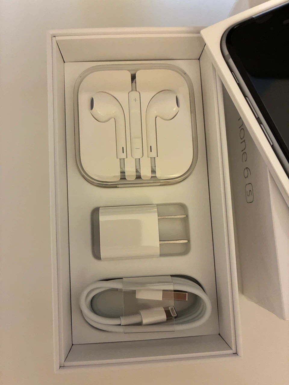 Apple iPhone 6S (new) - photo 3