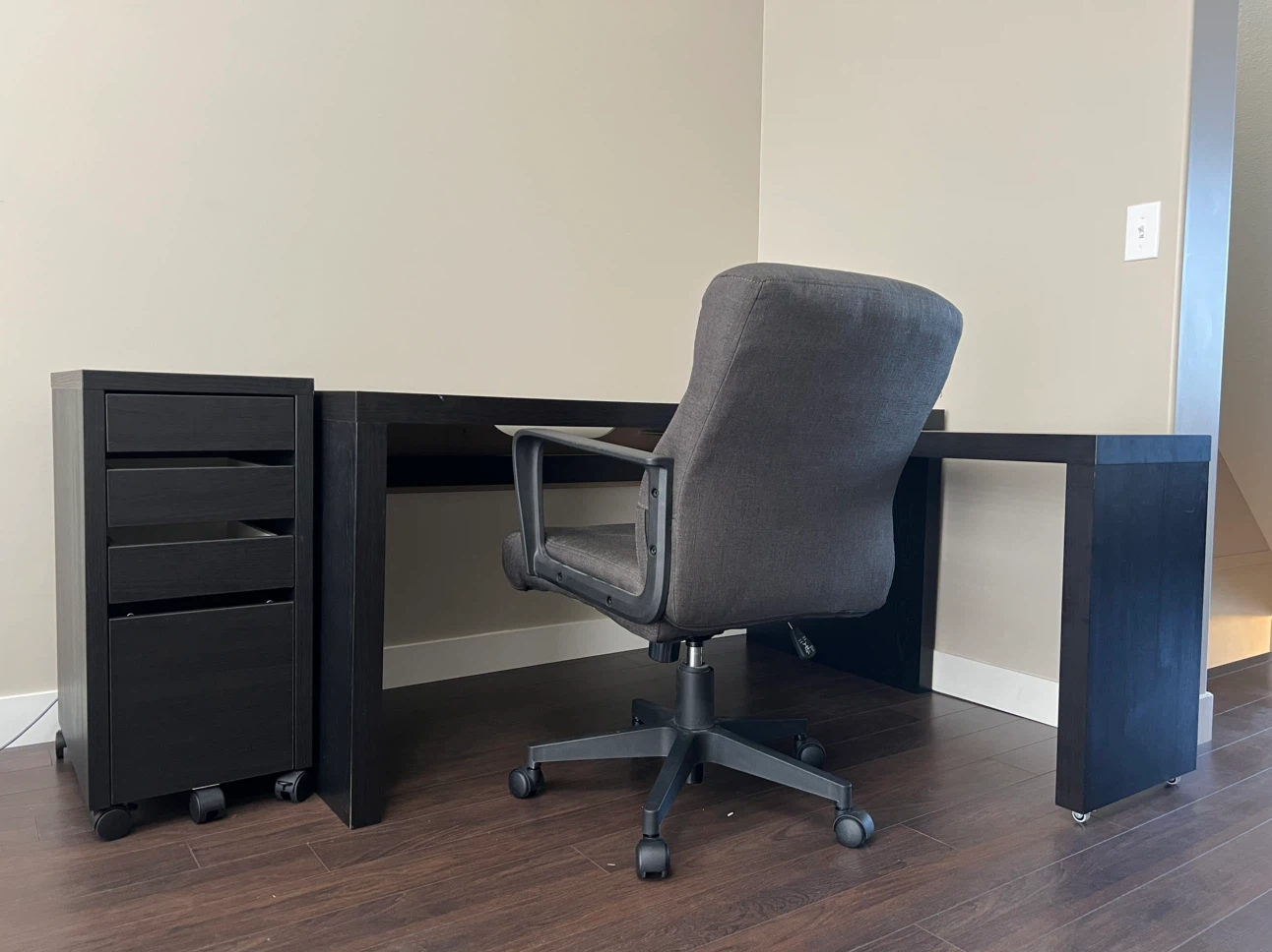 Office table and chair