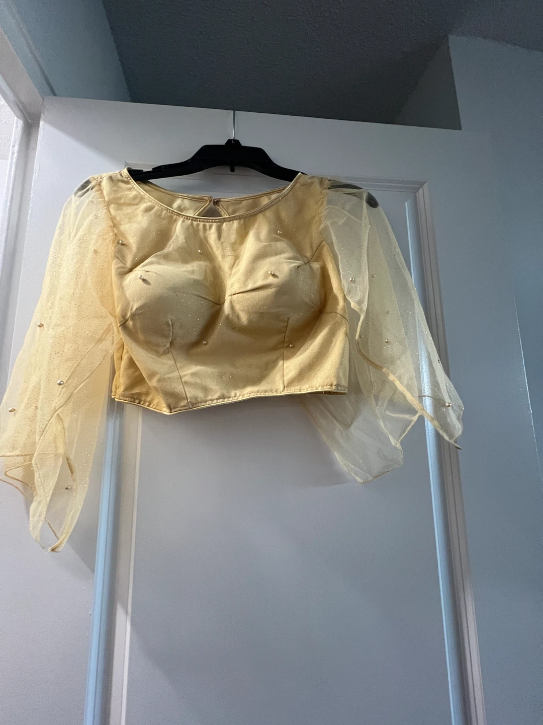 Gold Embellished Blouse and Pink Skirt Set - photo 2