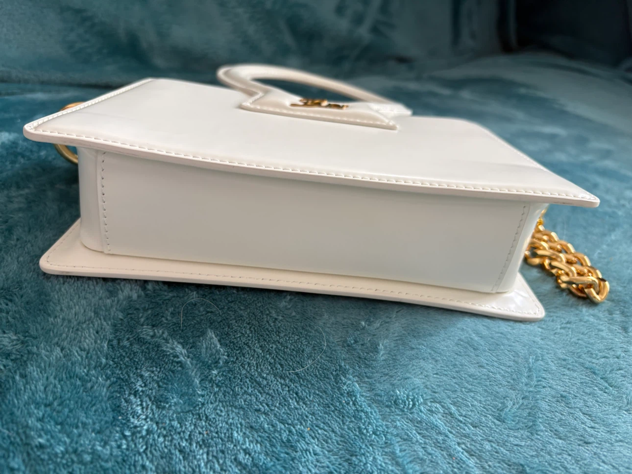 White Mejuri Leather Top Handle Bag with Gold Chain - photo 2