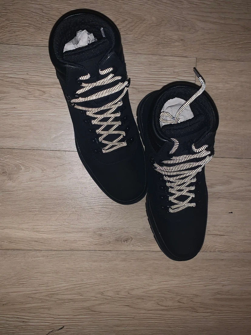 Black Timberland Hiking Boots - photo 5