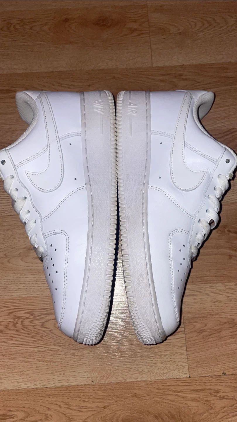 Nike af1 size 9 men’s 20$ - photo 3