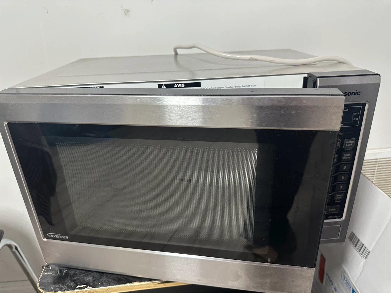 Panasonic NNSCG669SC Mid Size 1.3 Cuft Microwave Oven - photo 2