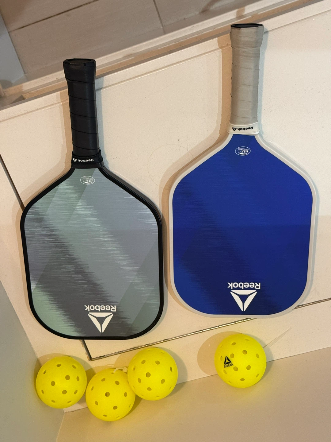 Reebok Pickleball Paddles with Balls and Covers - photo 2