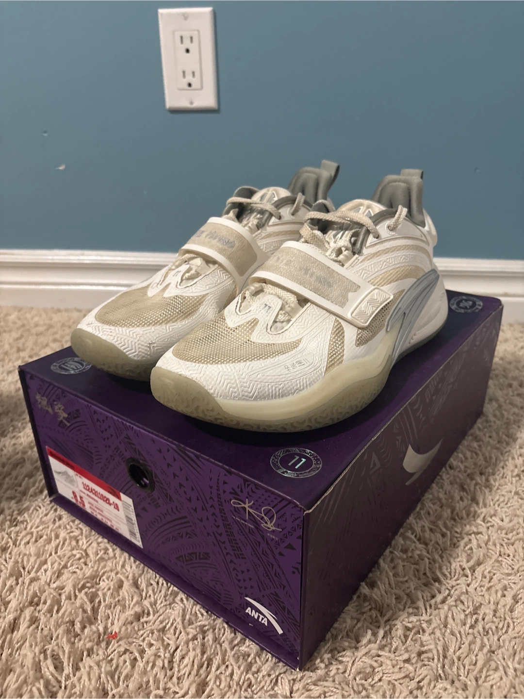 ANTA kai 1 Basketball Shoes - White/Grey