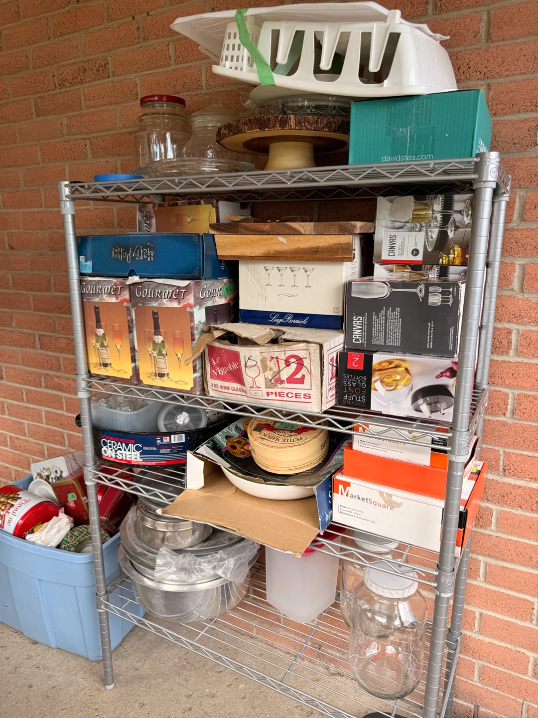 GARAGE SALE IN BRAMPTON - photo 2