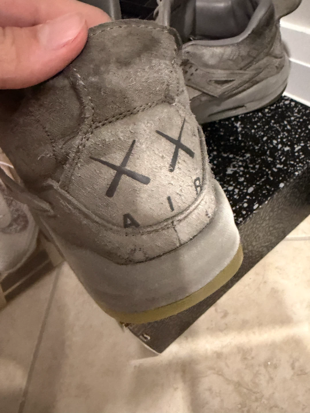 Air Jordan 4 Retro KAWS Sneakers trade✅ - photo 3