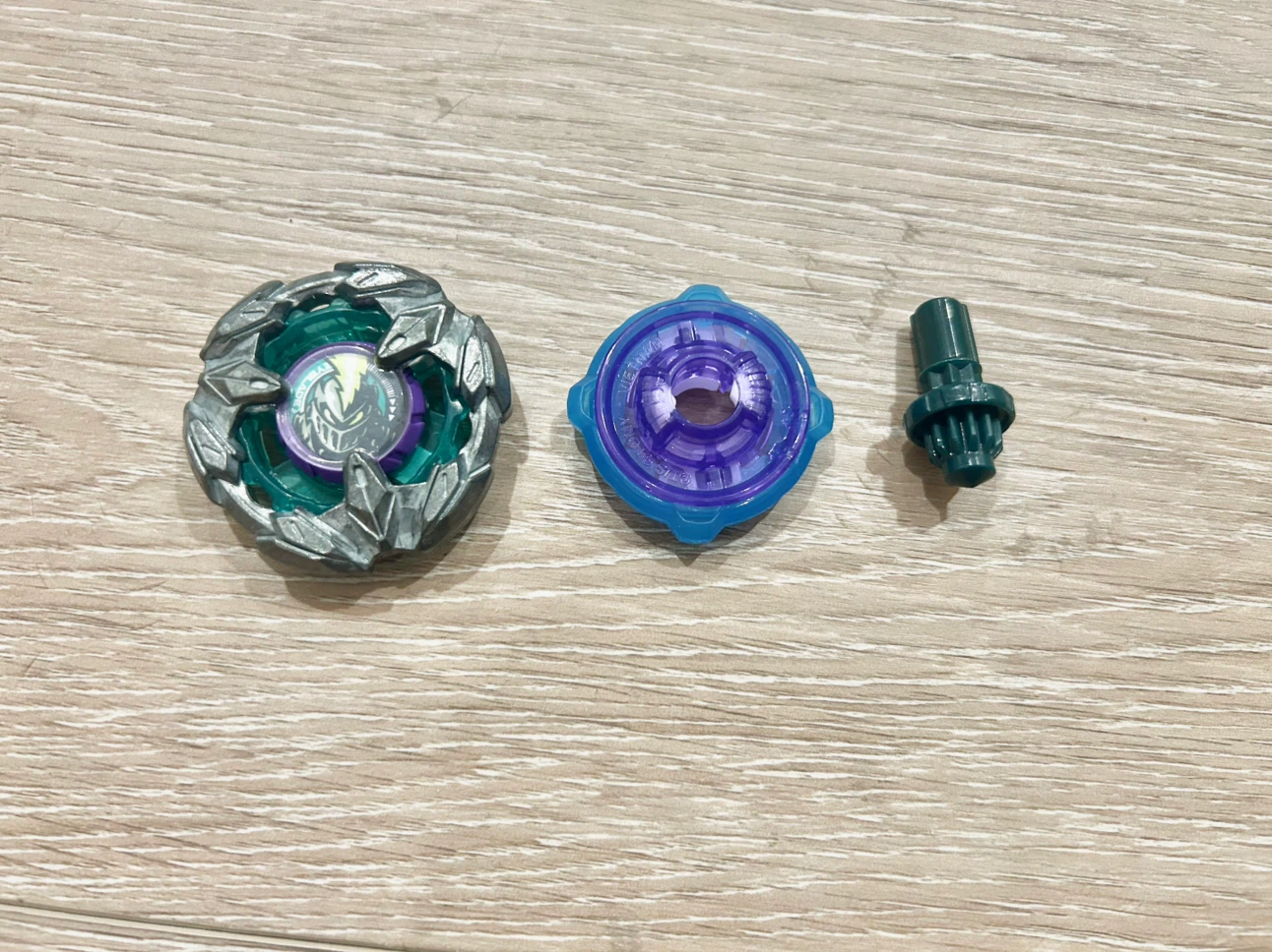 Beyblade X - Lance Knight 4-80 HN (Like New)