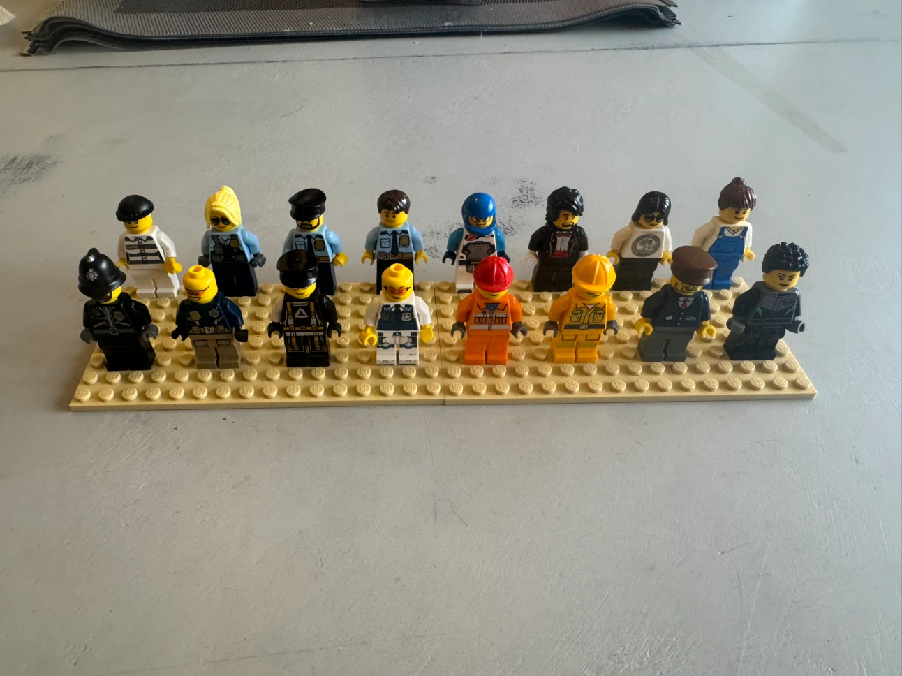 Lego Minifigure Lot