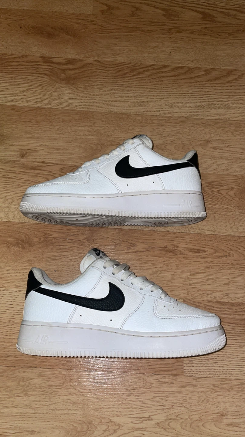 Nike Af1 size 6 men’s 15$