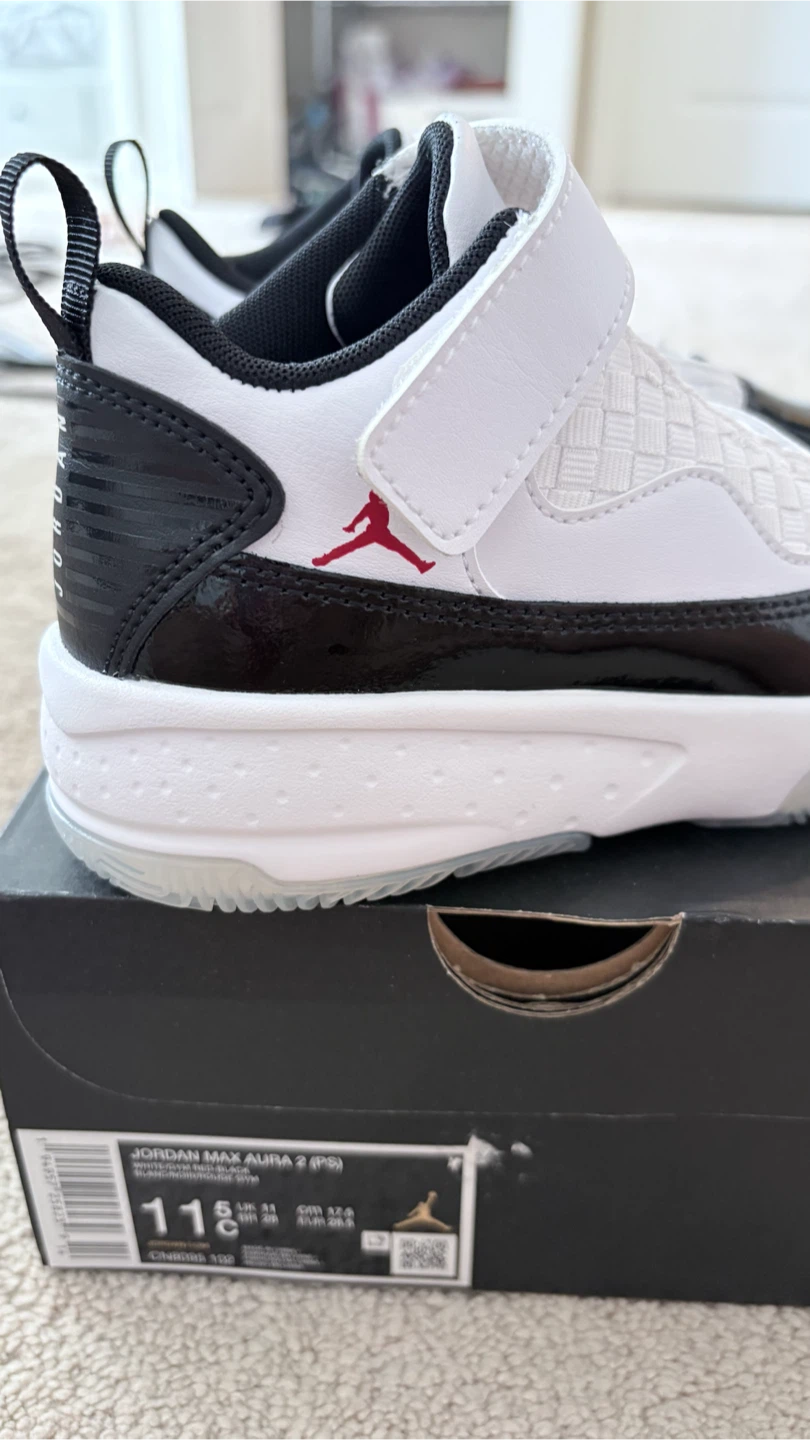 Jordan Max Aura 2 (PS) Shoes - photo 3