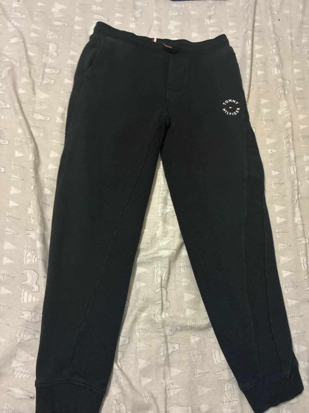 Tommy Hilfiger Black Joggers L/G (14/16)