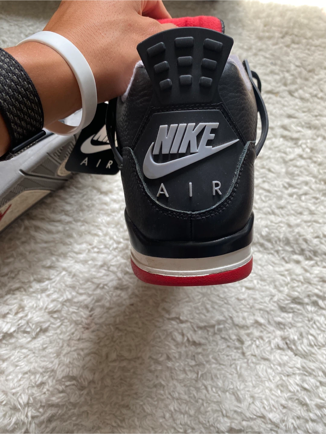 Authentic JORDAN 4 BRED REIMAGINED, size 10 mens - photo 3