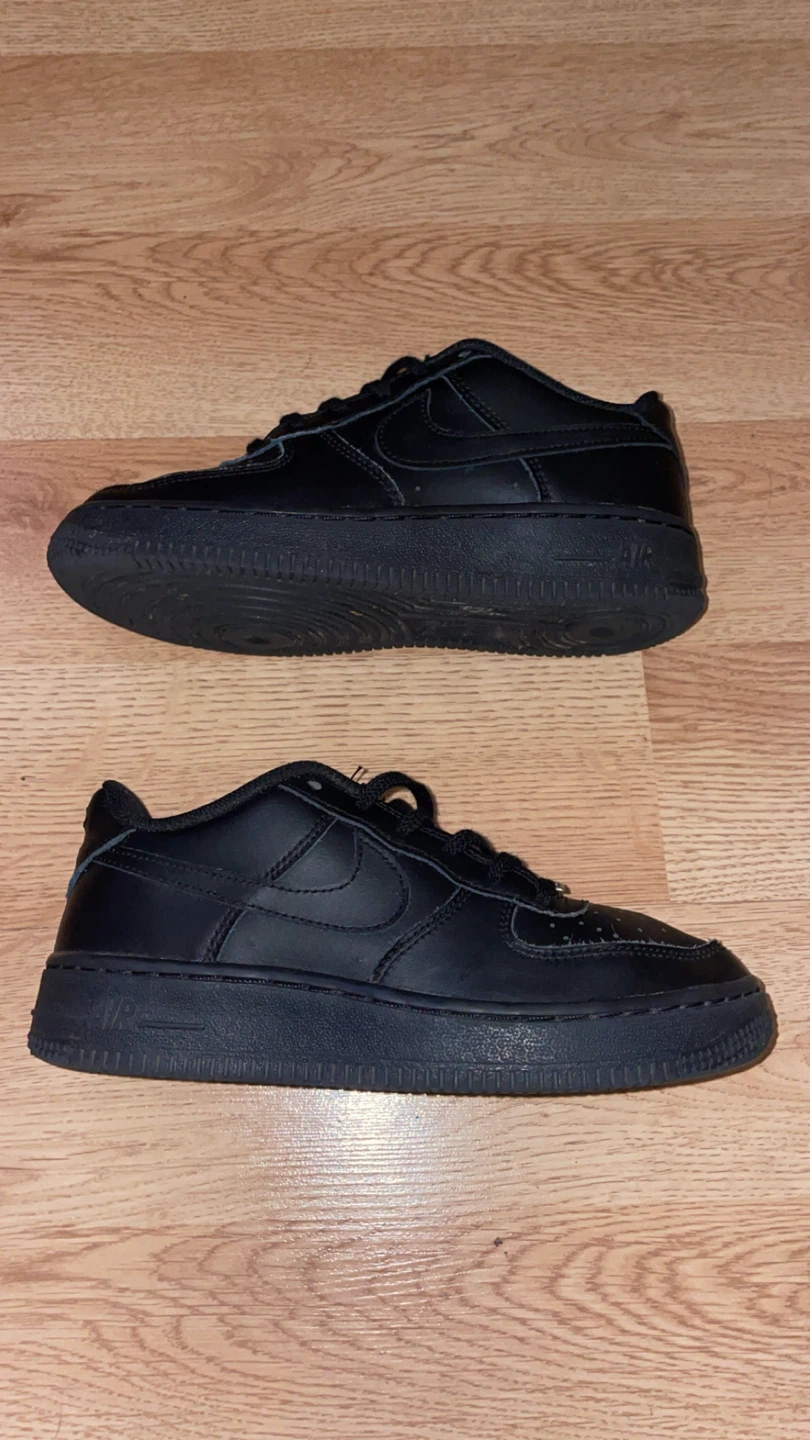 Nike af1 low size 3y 15$
