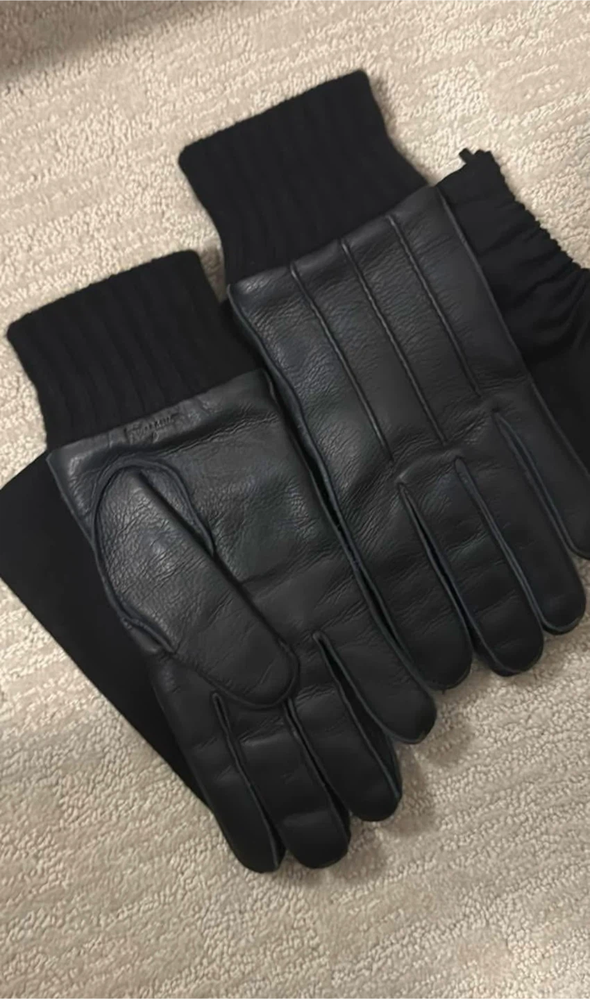 Salvatore Ferragamo Leather Gloves