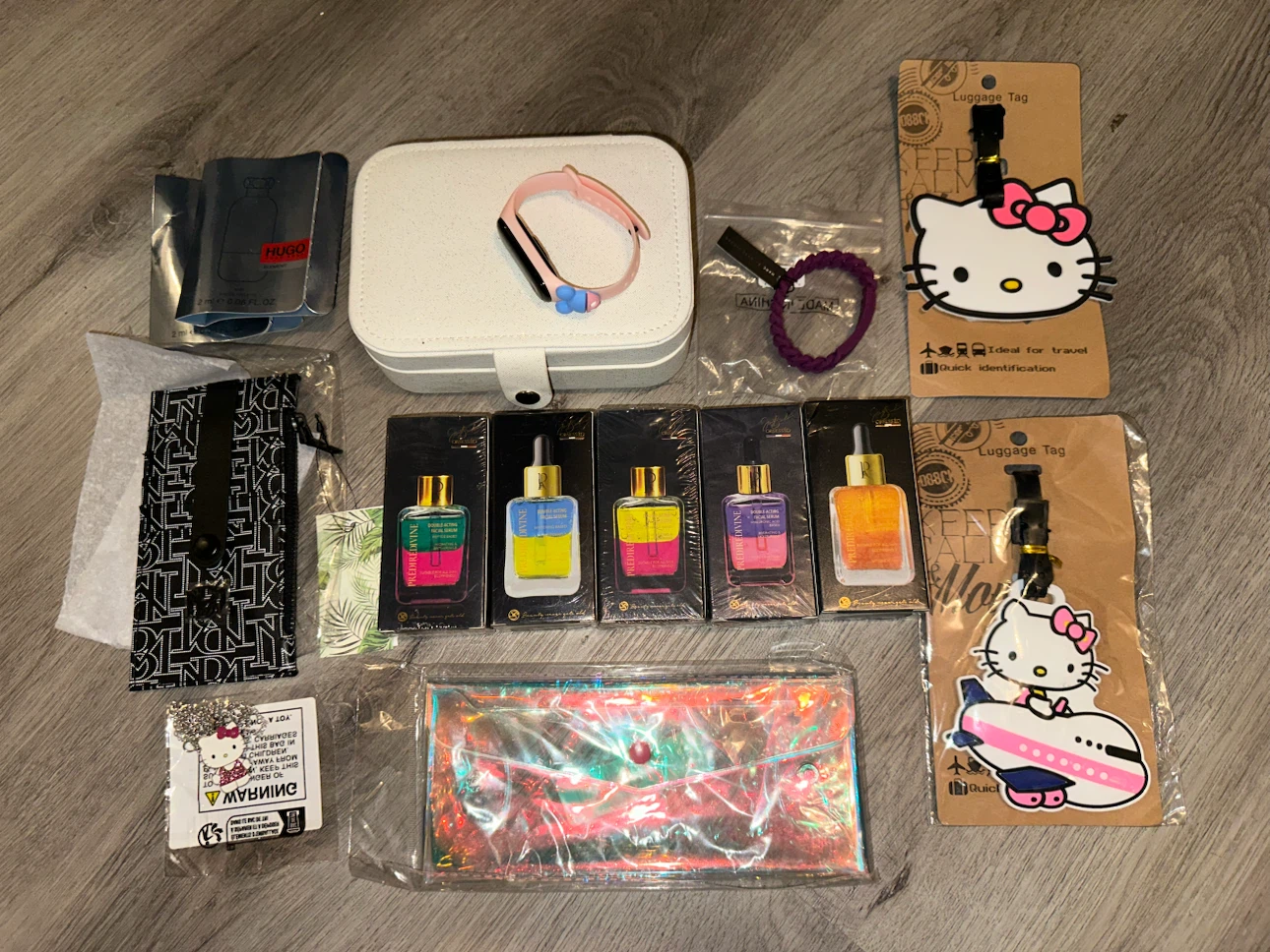 NEW Gift Bundle #8 – Prédiré Skincare + Hello Kitty - photo 2