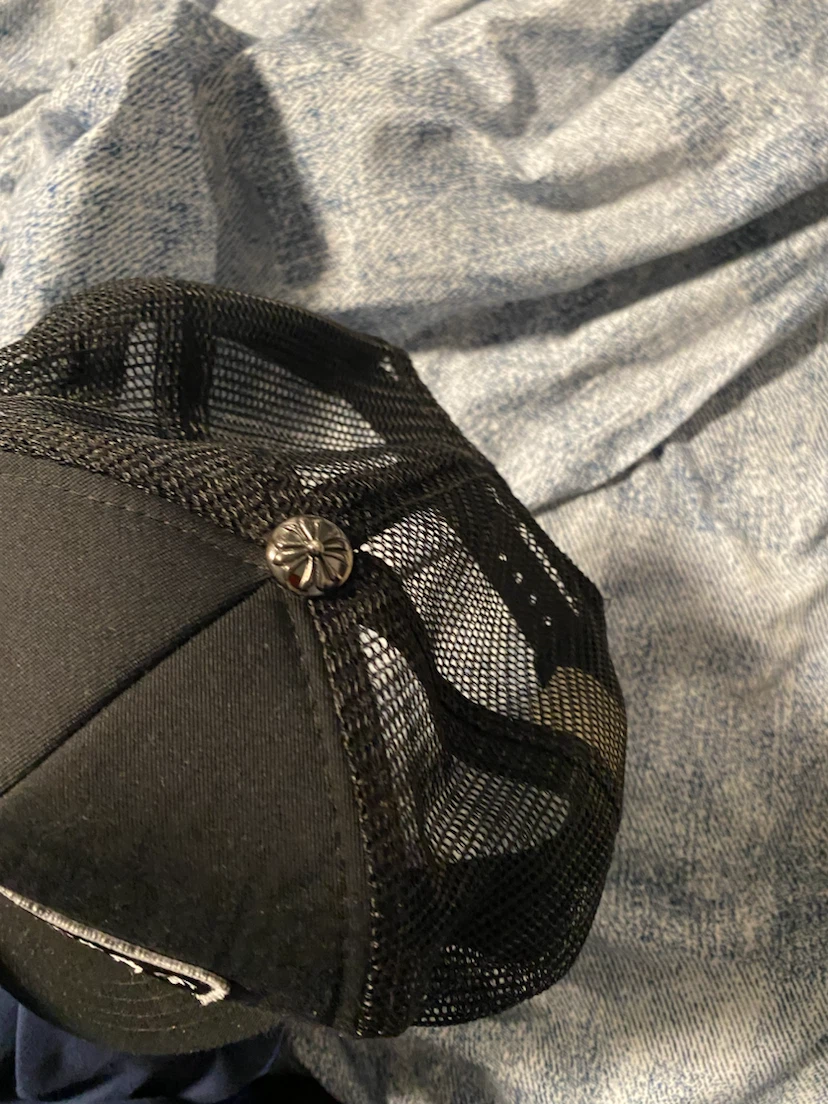Chrome Hearts Trucker Hat Black - photo 2