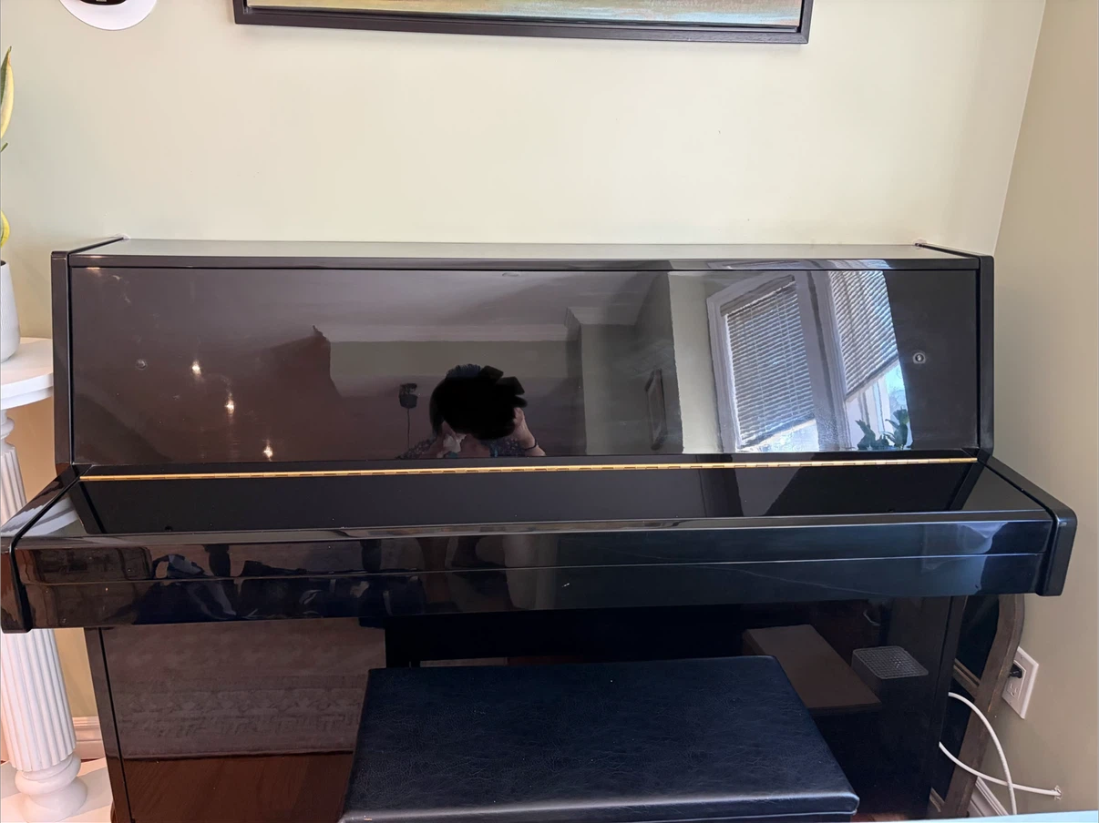 Yamaha Piano - photo 2