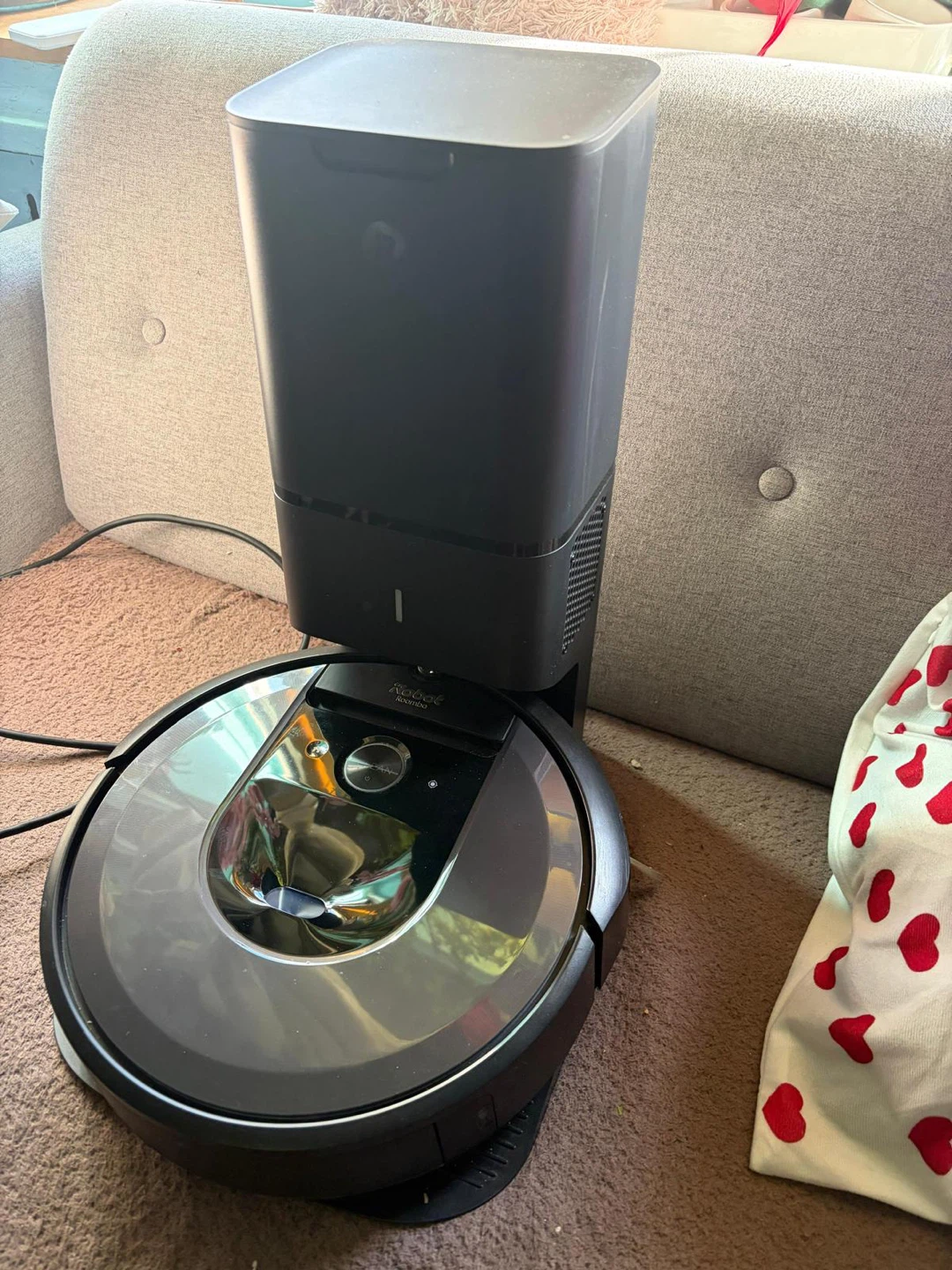 iRobot Roomba Vacuum Cleaner with Clean Base - photo 4