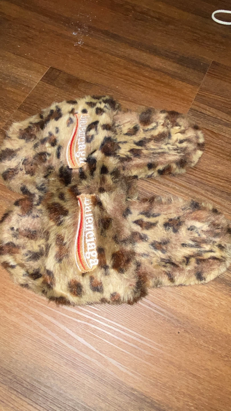 Balenciaga Leopard Print Fur Slides with Dust Bag - photo 3