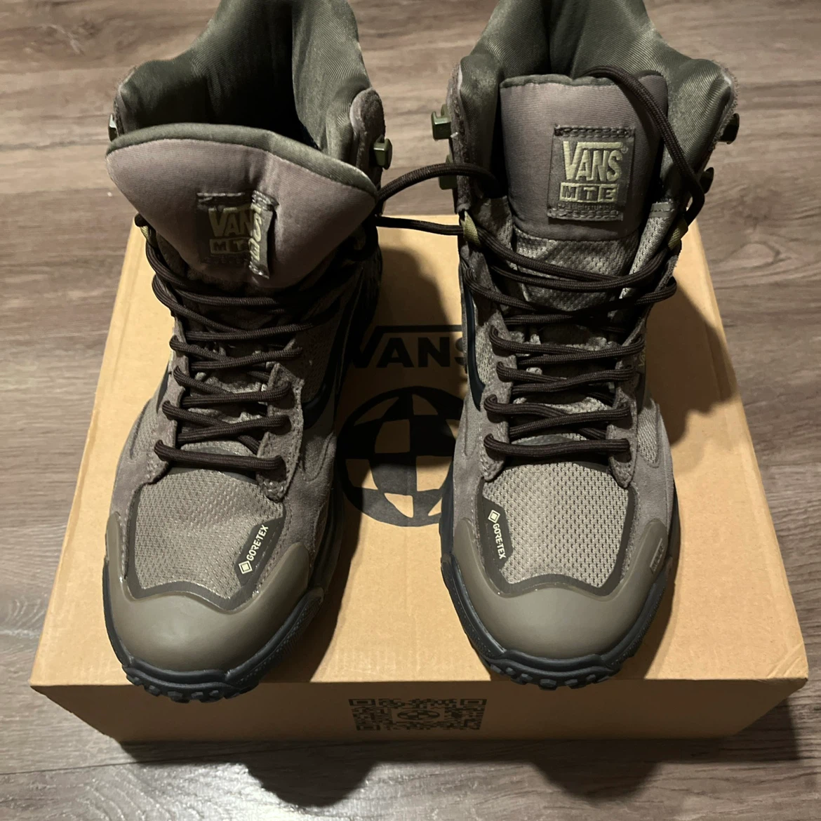 Vans MTE Gore-Tex Hiking Boots - photo 2