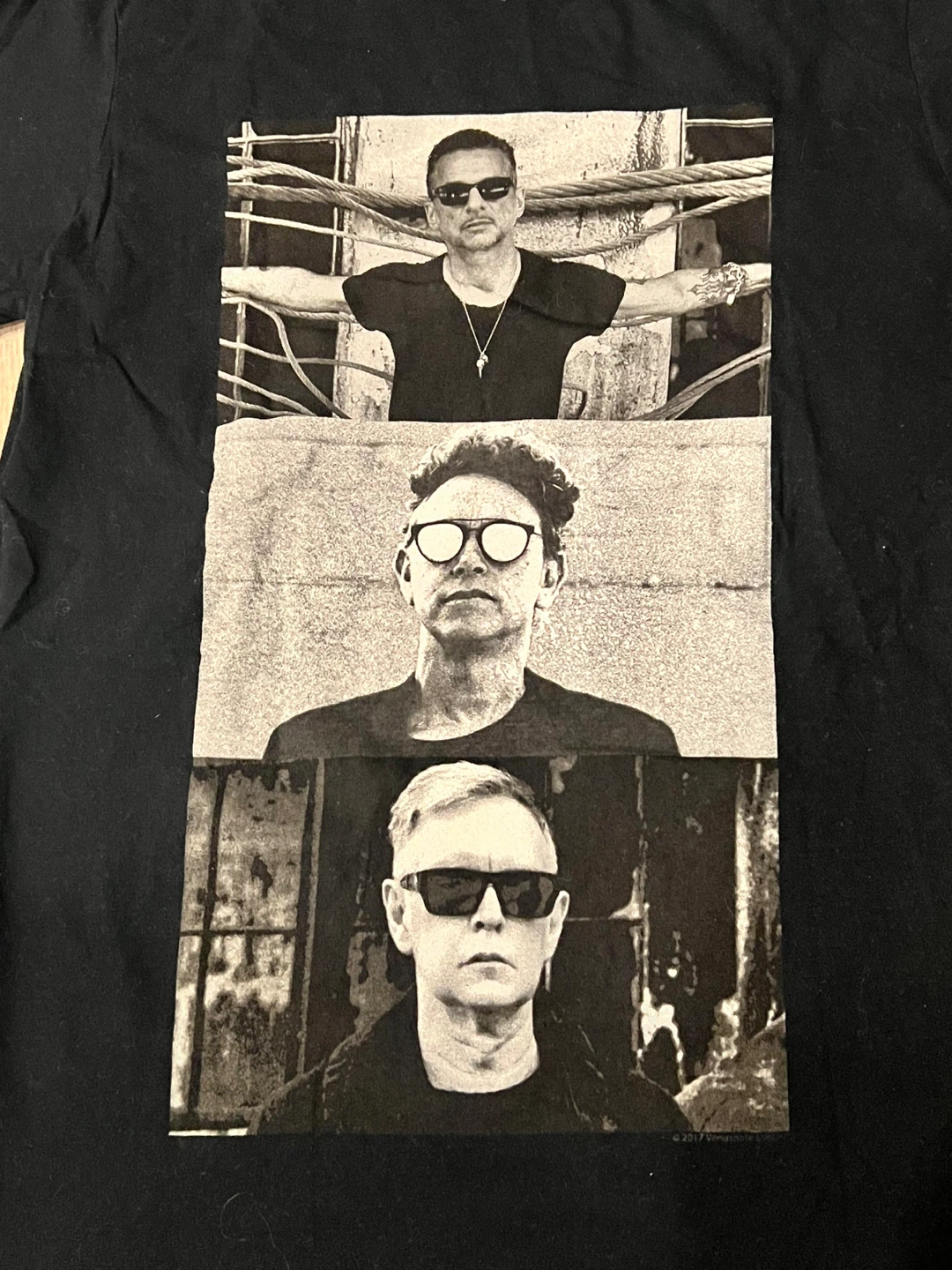 Depeche Mode Concert Tour T-Shirt Small - photo 2