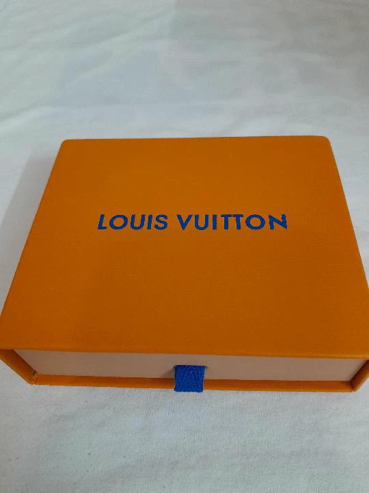 Black Louis Vuitton wallet (brand new) - photo 2
