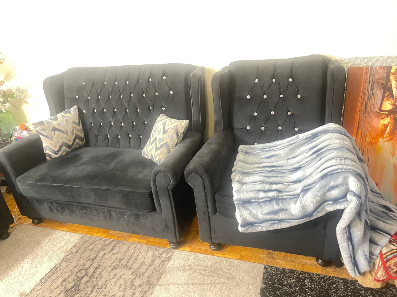 Black Velvet Tufted Sofa - photo 2