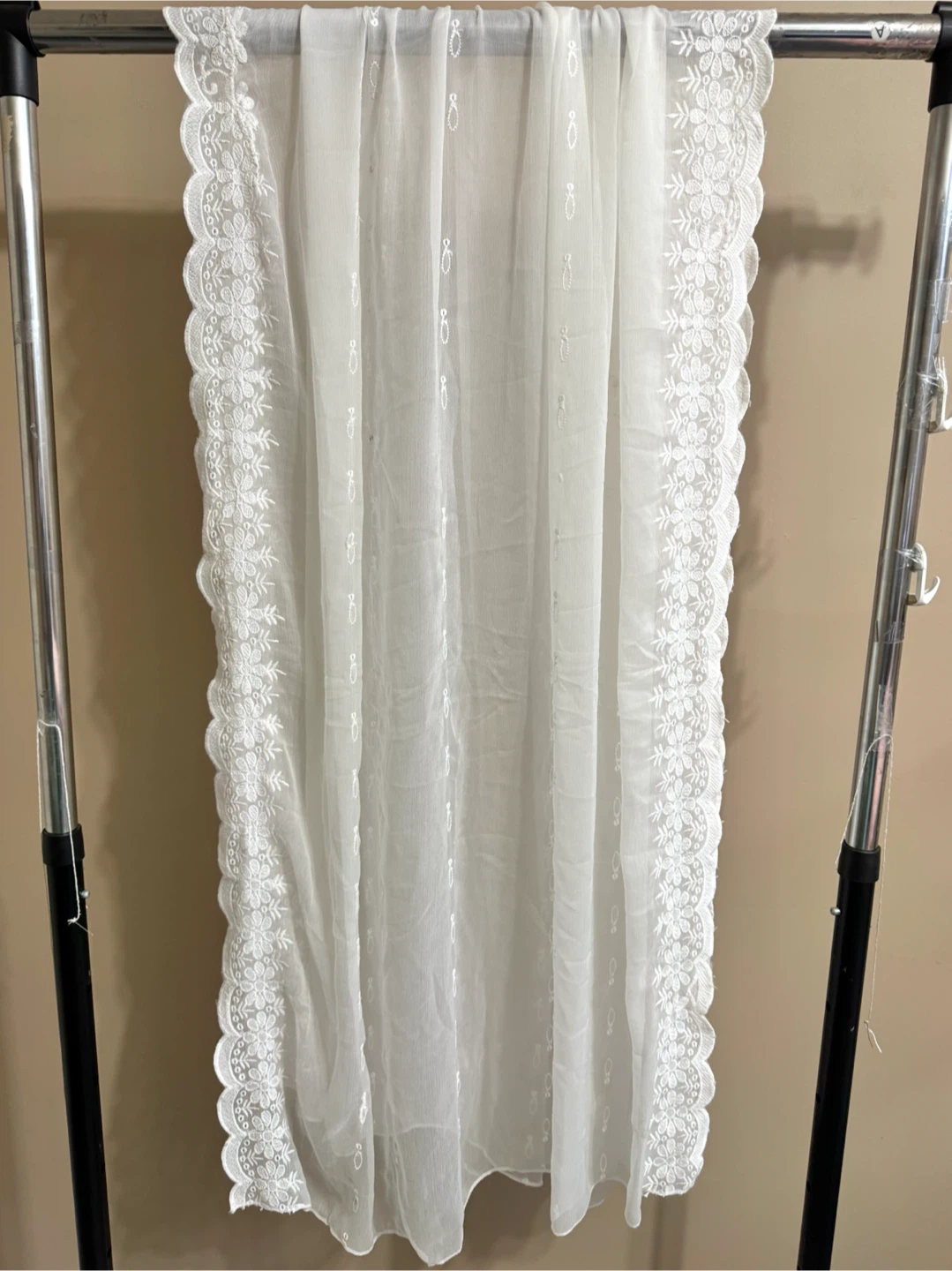 Chiffon embroidered duppata/shawl/scarf
